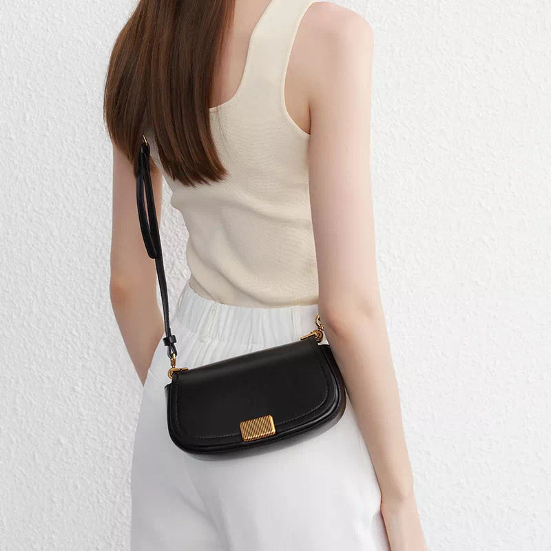 Tas Dames - Strakke Baguette Schoudertas met Gouden Gestreept Slot | Chic