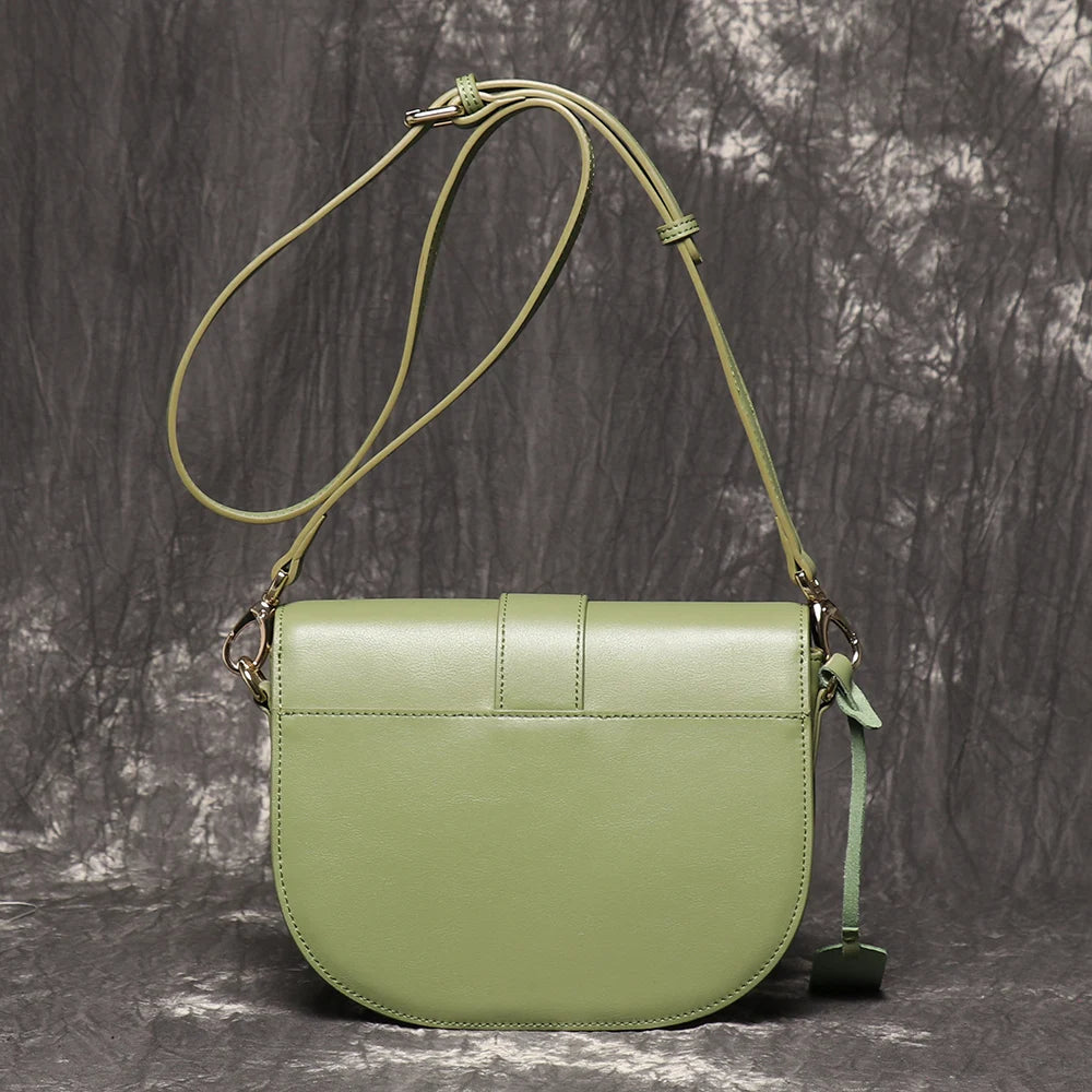 Schoudertas Dames - Crossbody Saddle Bag met Flapsluting | Chique