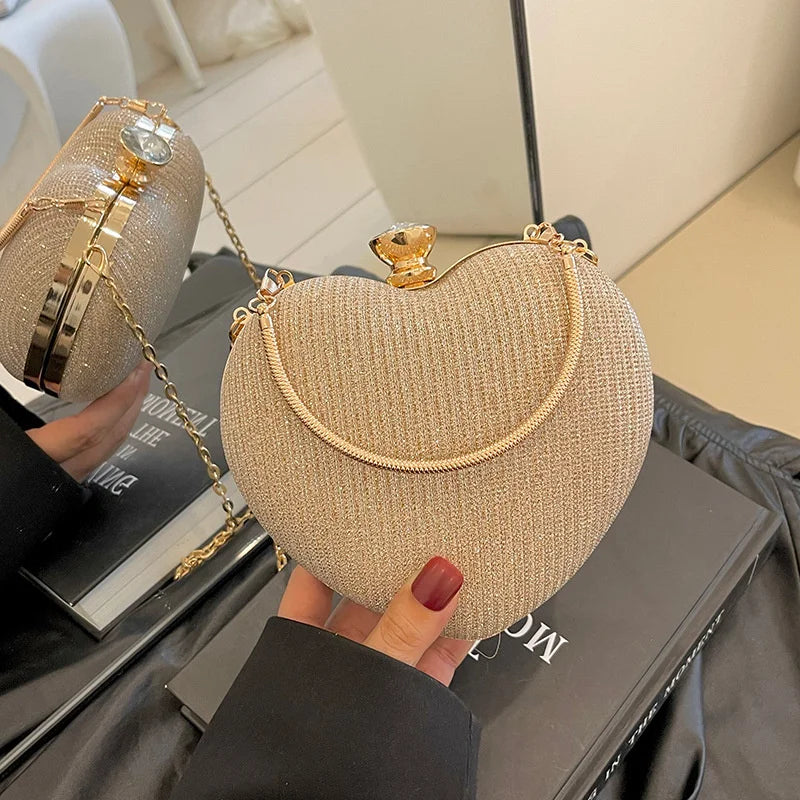 Avondtasje Dames - Hartvormige Clutch met Ketting en Kristal | Feest