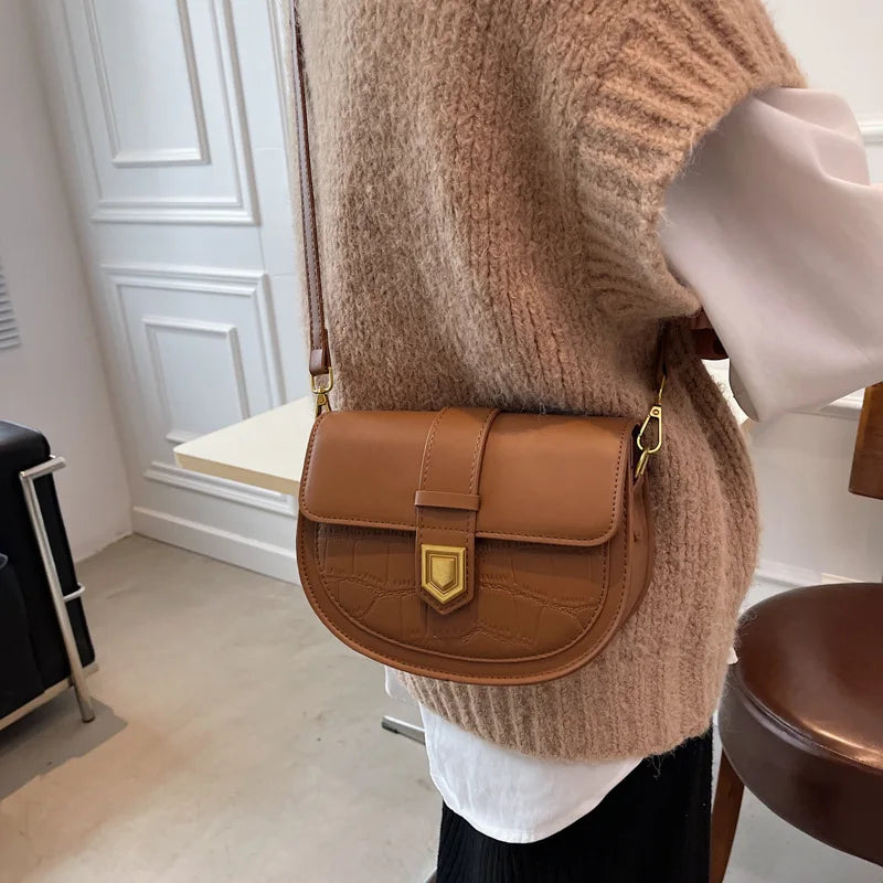 Crossbody Tas Dames - Halfmaan Saddle Bag met Gouden Slot | Chique
