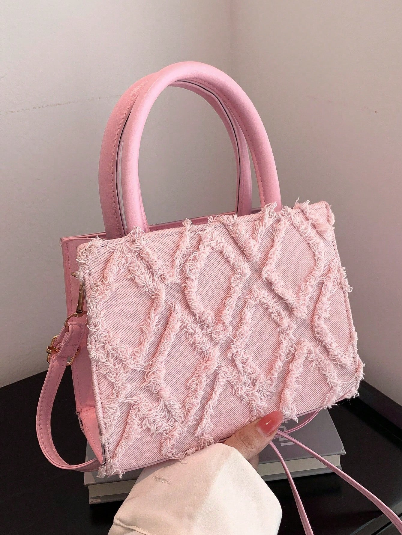 Tas Dames - Gestructureerde Tote met Franje Patroon en Schouderband | Chique