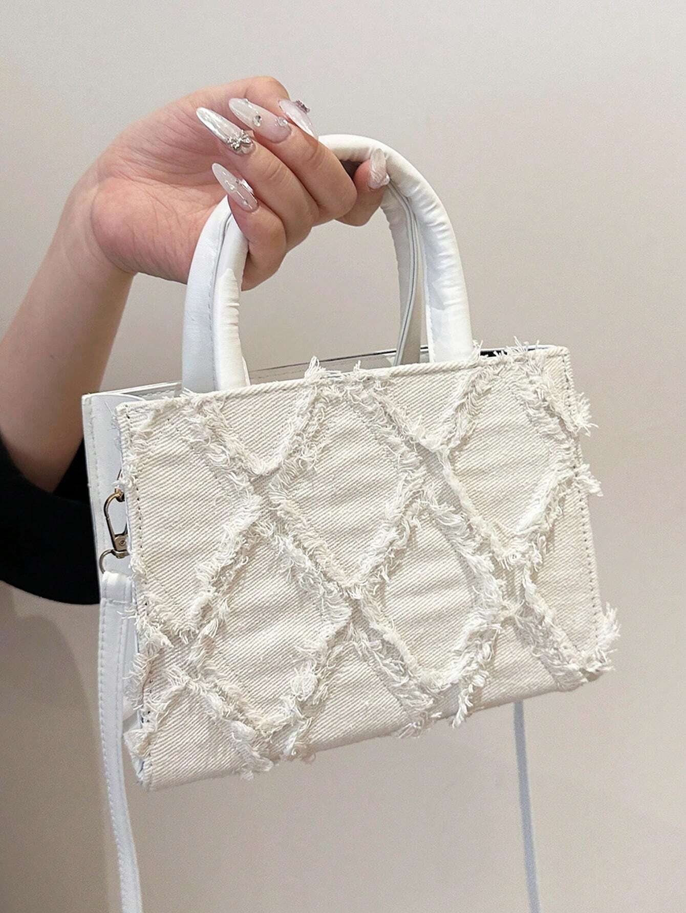 Tas Dames - Gestructureerde Tote met Franje Patroon en Schouderband | Chique