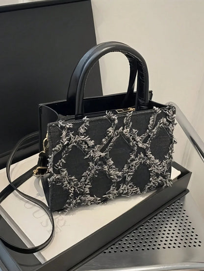 Tas Dames - Gestructureerde Tote met Franje Patroon en Schouderband | Chique