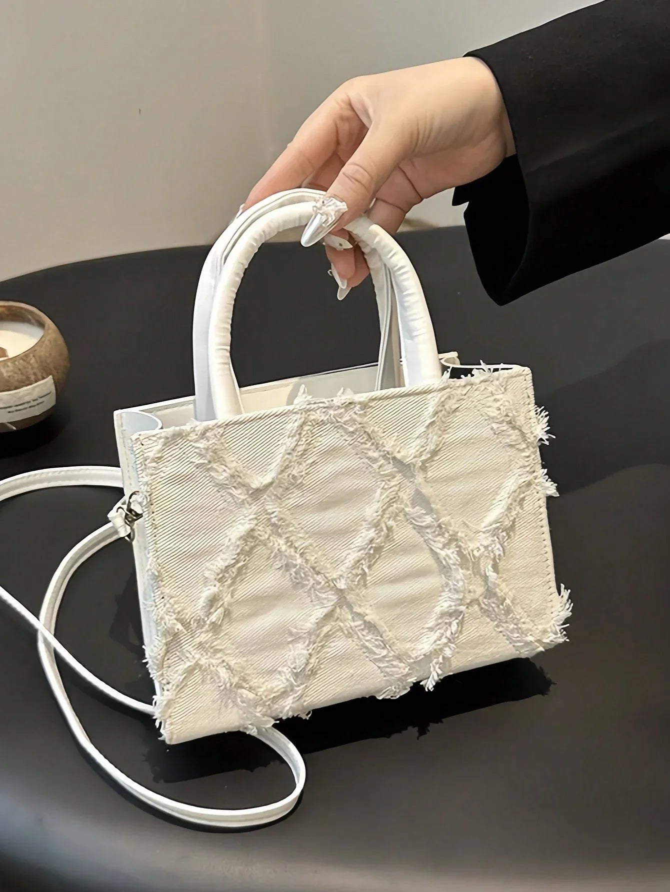 Tas Dames - Gestructureerde Tote met Franje Patroon en Schouderband | Chique