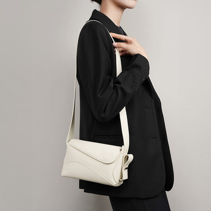Tas Dames - Sculpturale Mini Flap met Zilver Slot en Lange Band | Chic