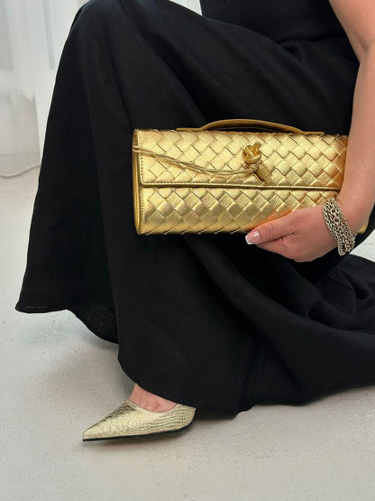 Tas Dames - Langwerpig Gevlochten Model met Klepslot en Schouderriem