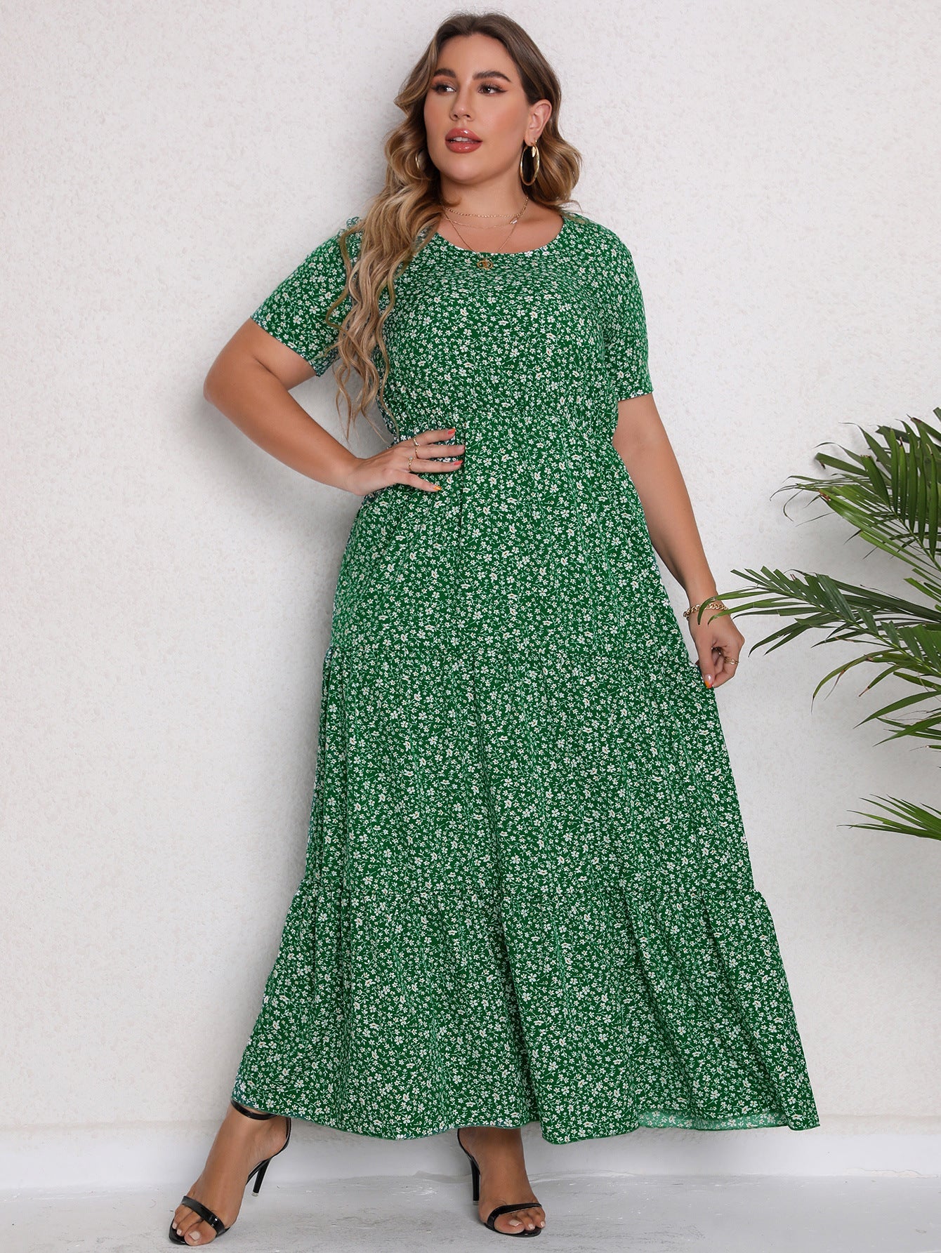 Anouk - Romantische Grote Maten Jurk Bruiloft Gast Dames met Bloemenprint en Volant Zoom