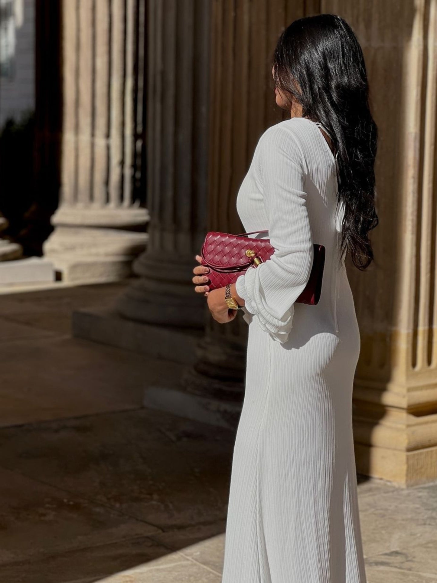 Tas Dames - Langwerpig Gevlochten Model met Klepslot en Schouderriem