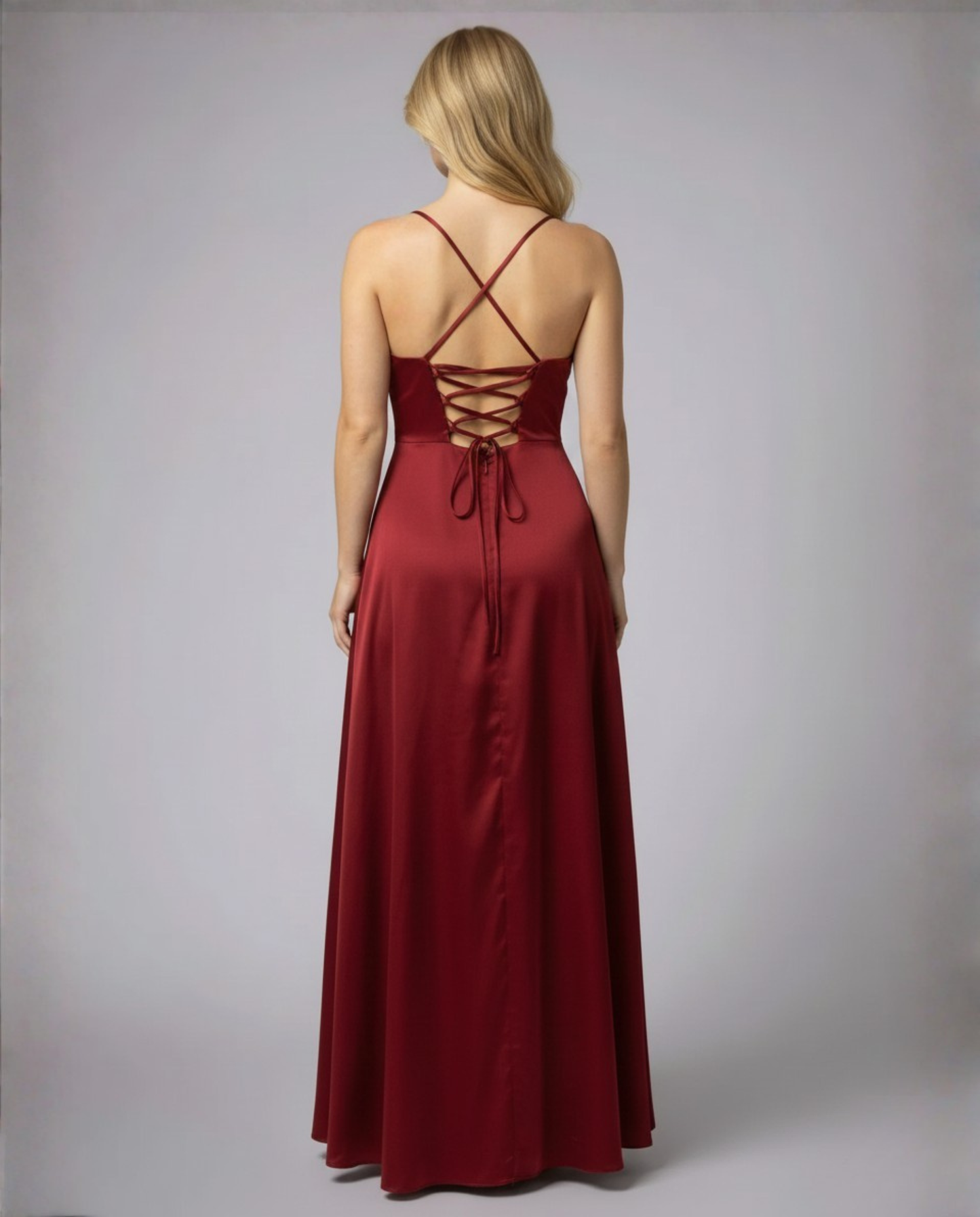 Britt - Elegante Bruiloft Gastenjurk Dames met Cowl-hals en Hoge Zielsplit