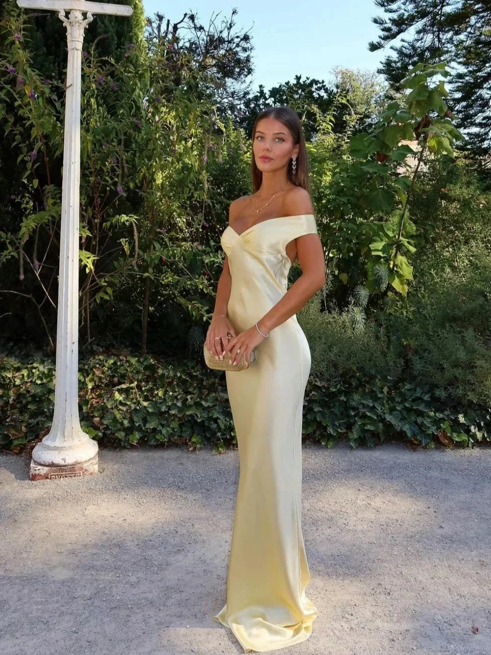 Fenna - Chique Bruiloft Gast Jurk Dames met Off-Shoulder Mouwtjes en Gedrapeerde Halslijn