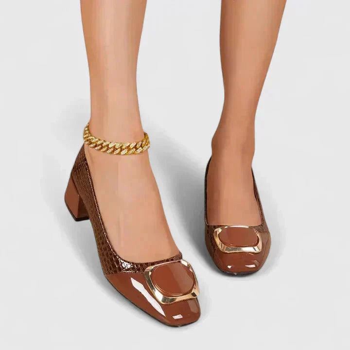 Fenna - Chique Orthopedische Loafers Dames met Blokhak en Gouden Gespdetail
