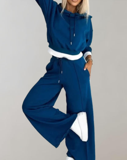 Fenna - Dames Comfort Loungeset met Capuchon Cropped Top en Wijde Pijpen