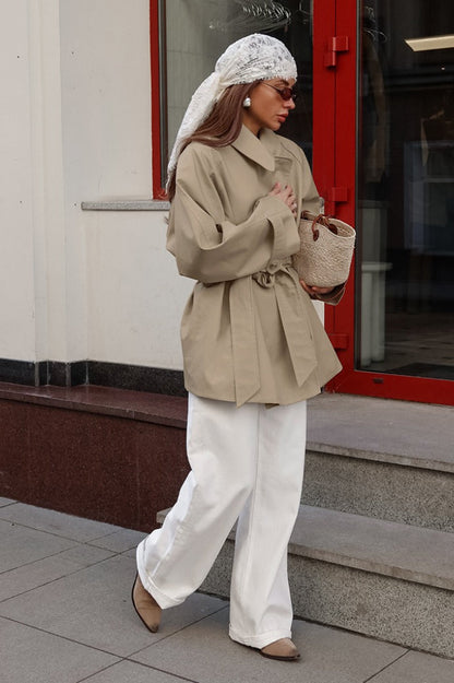 Fenna - Dames Trenchcoat Kort met Ceintuur en Klassieke Reverskraag