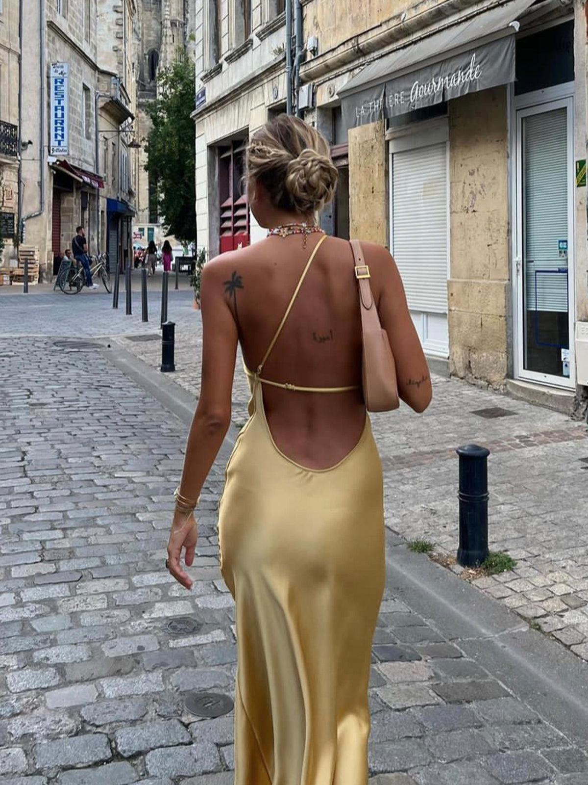 Fenna - Stijlvolle Bruiloft Gastenjurk Dames met One-Shoulder Hals en Zielsplit