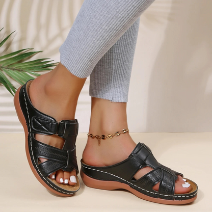 Fenna - Stijlvolle Orthopedische Sandalen Dames met Gekruiste Banden en Wigzool