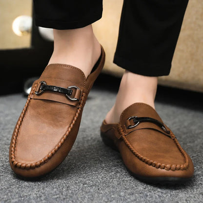 Finn - Casual Comfortabele Mules Heren met Gespdetail en Ondersteunende Zool