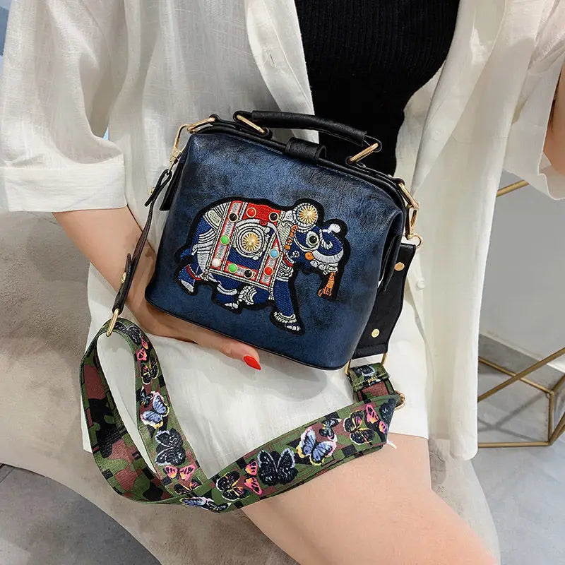 Tas Dames - Crossbody met Geborduurde Olifant en Brede Riem | Boho