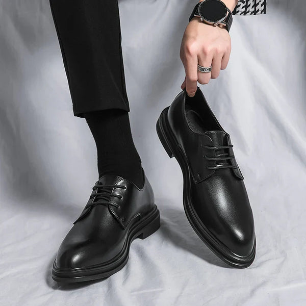 Schoenen Heren - Glanzende Veterschoen met Formeel Design | Chique