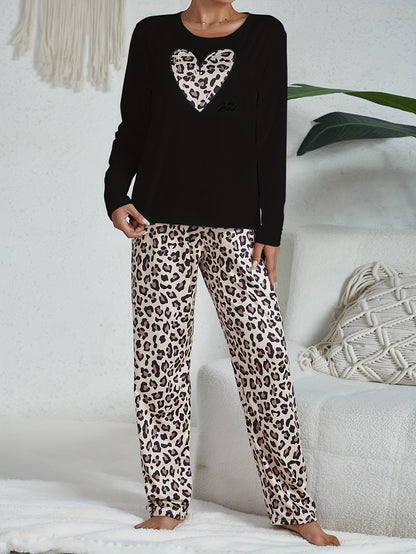 Iris - Dames Pyjama Set Comfortabel met Luipaardprint en Lange Mouwen