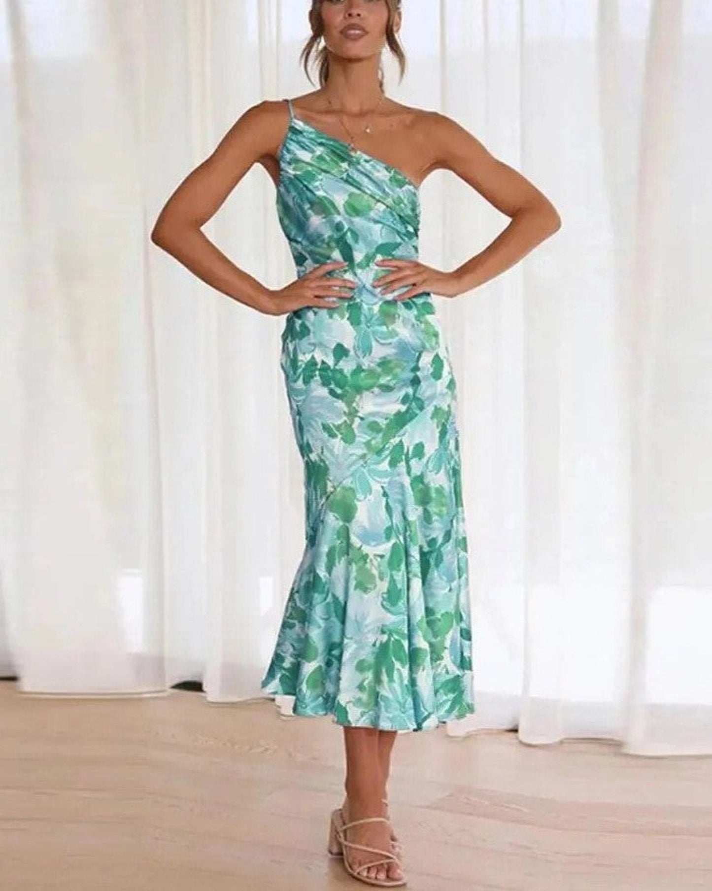 Iris - Feestelijke Bruiloft Gastenjurk Dames met One-Shoulder en Bloemenprint