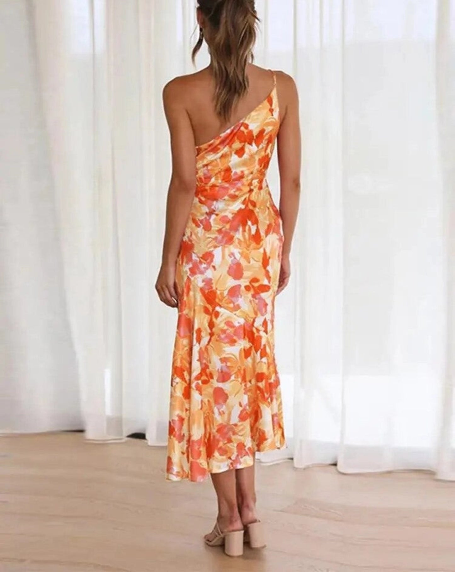 Iris - Feestelijke Bruiloft Gastenjurk Dames met One-Shoulder en Bloemenprint
