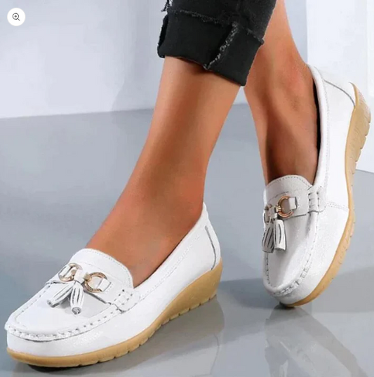 Isa - Comfortabele Instappers Dames met Kwastjes en Stijlvol Design