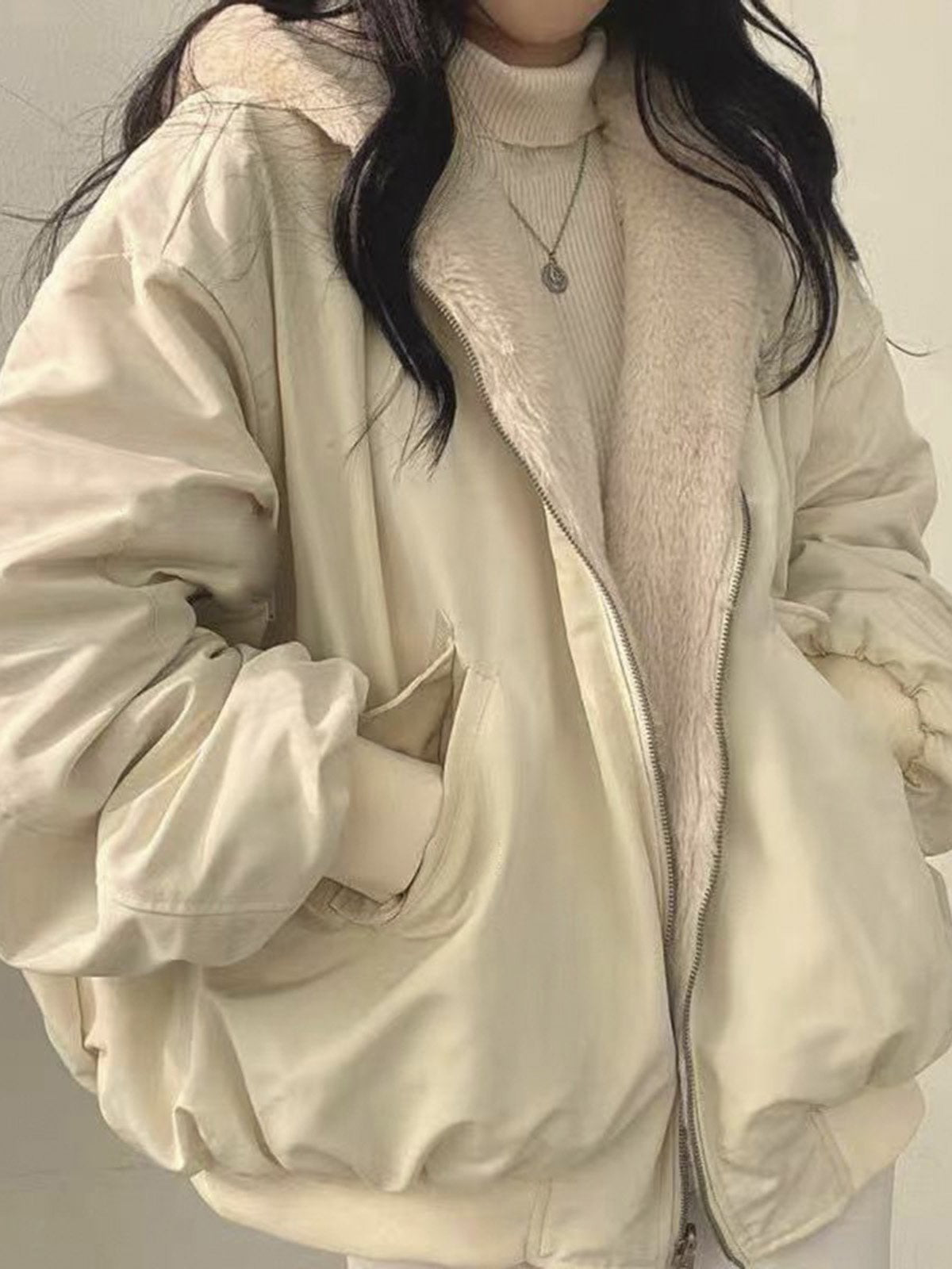 Isa - Dames Jas Warm met Fleecevoering en Capuchon in Oversized Pasvorm