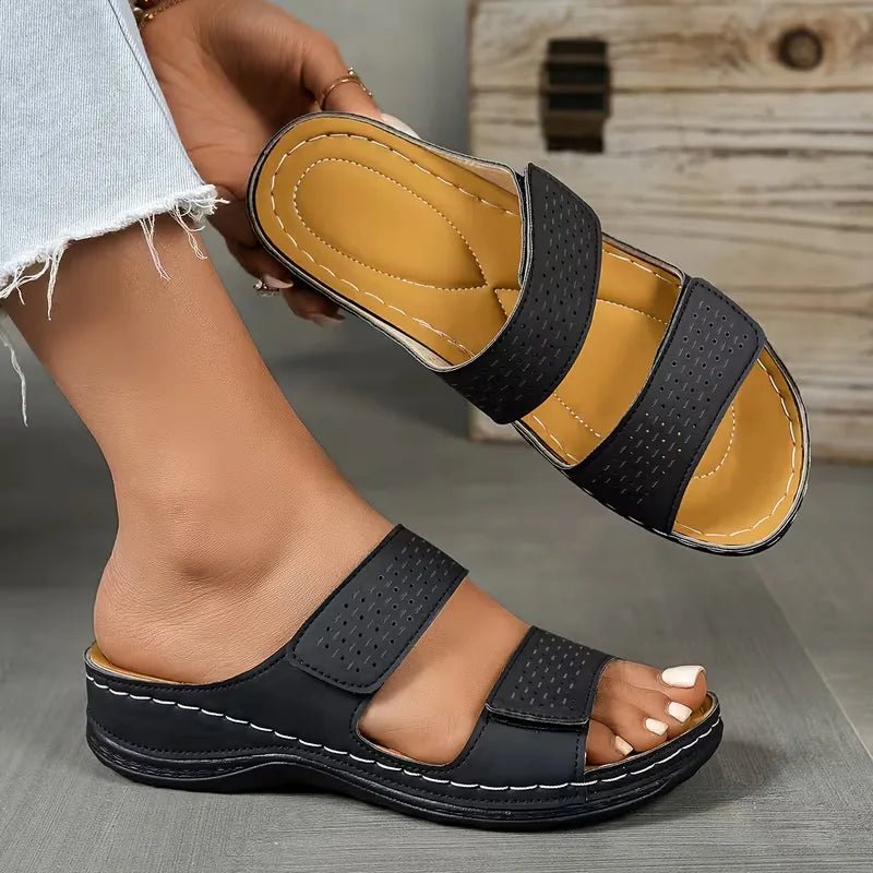 Lara - Casual Orthopedische Sandalen Dames met Dubbele Band en Geperforeerd Detail