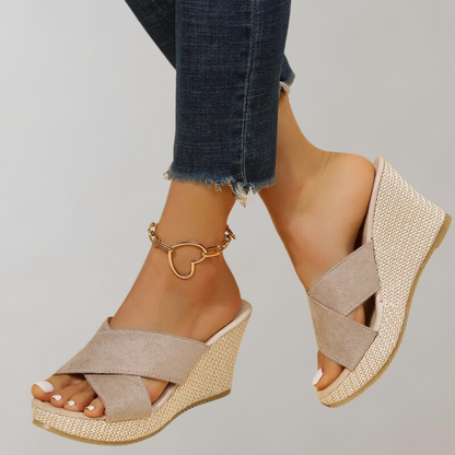 Maud - Orthopedische Sleehak Sandalen Dames met Gekruiste Band en Open Teen
