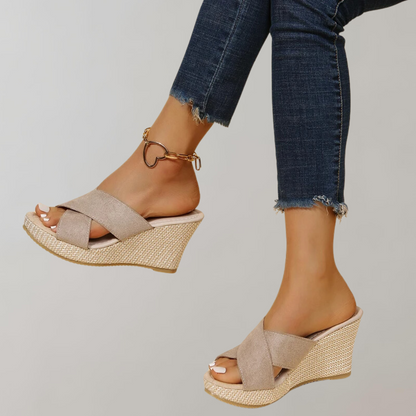 Maud - Orthopedische Sleehak Sandalen Dames met Gekruiste Band en Open Teen