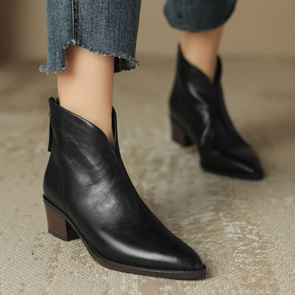 Lieke - Dames Enkellaarzen Elegant met Spitse Neus en Blokhak