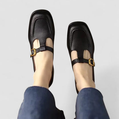 Lieke - Stijlvolle Orthopedische Mary Jane Schoenen Dames met Cutout Details en Gouden Gesp