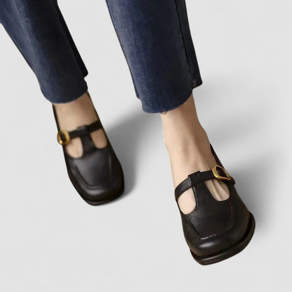 Lieke - Stijlvolle Orthopedische Mary Jane Schoenen Dames met Cutout Details en Gouden Gesp