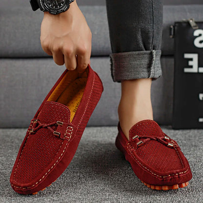 Luuk - Trendy Comfortabele Heren Loafers met Geperforeerd Bovenwerk en Metalen Gespdetail