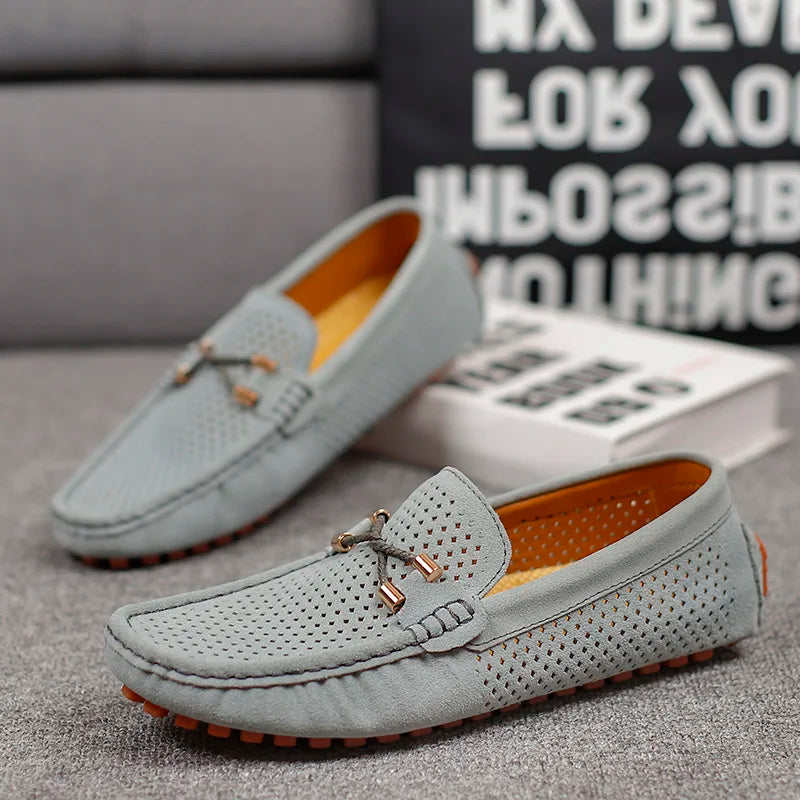 Luuk - Trendy Comfortabele Heren Loafers met Geperforeerd Bovenwerk en Metalen Gespdetail