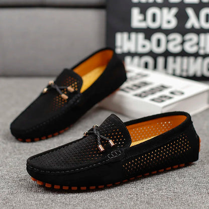 Luuk - Trendy Comfortabele Heren Loafers met Geperforeerd Bovenwerk en Metalen Gespdetail