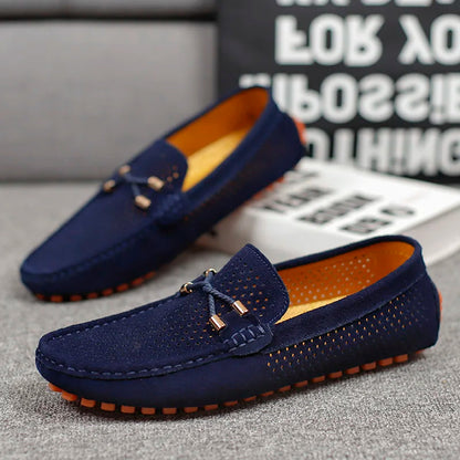 Luuk - Trendy Comfortabele Heren Loafers met Geperforeerd Bovenwerk en Metalen Gespdetail