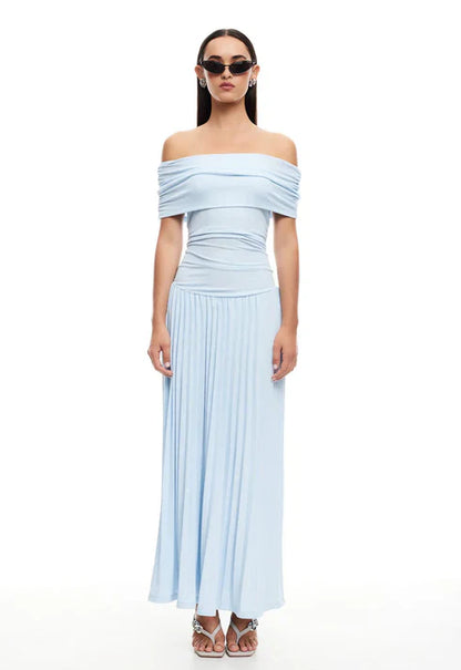 Maud - Elegante Bruiloft Gastenjurk Dames met Off-Shoulder en Geplooide Maxi Rok