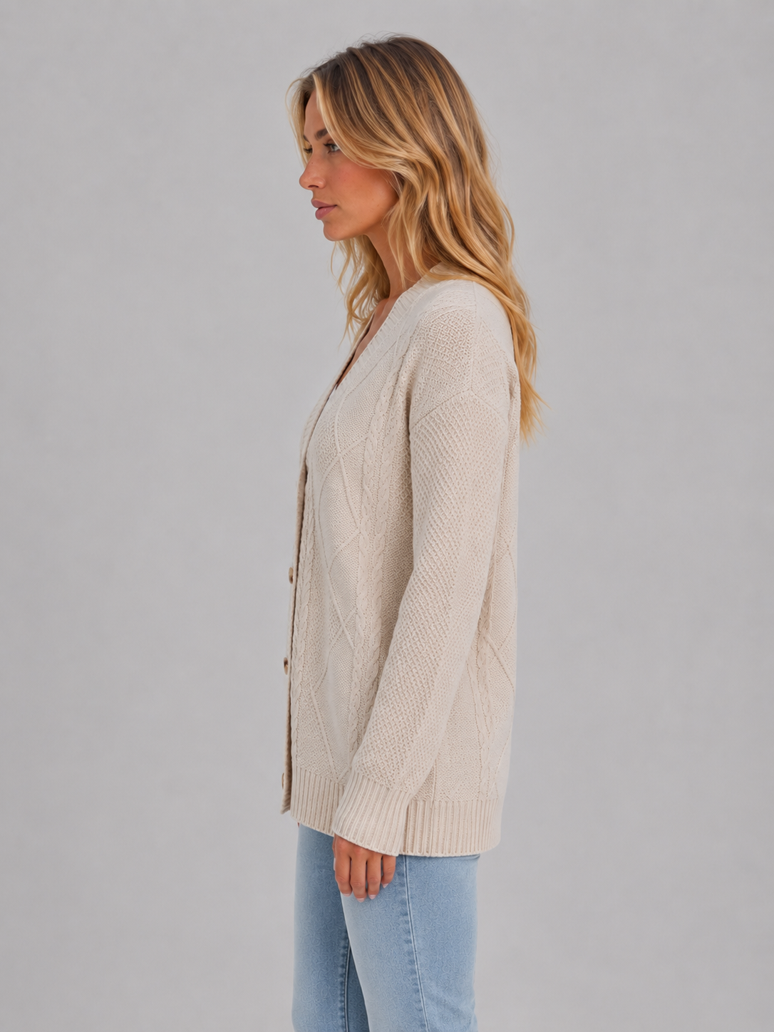 Merel - Dames Vest Kabelgebreid met Knoopsluiting en Diepe V-hals