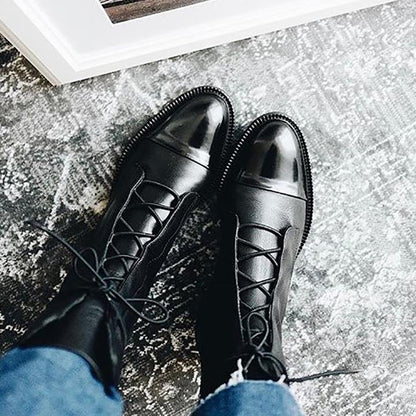Mila - Dames Enkellaarzen Vintage Stijl met Veters en Stevige Profielzool