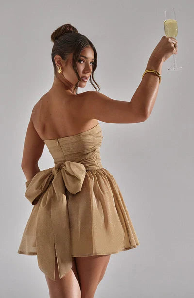 Noor - Chique Bruiloft Gastenjurk Dames met Strapless Hals en Uitwaaierende Rok