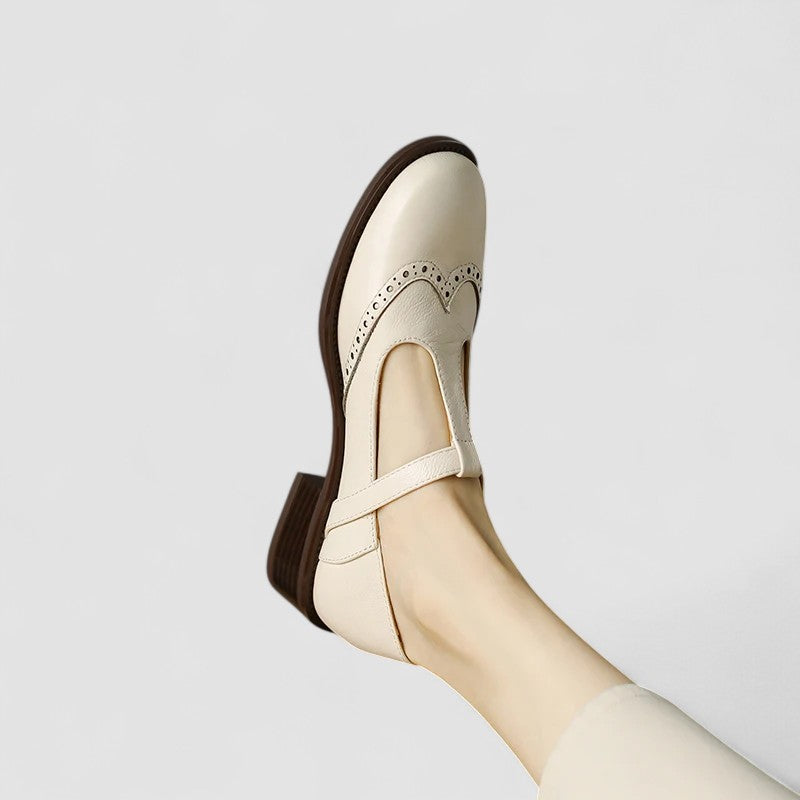 Roos - Vintage Orthopedische Sandalen Dames met T-Bandje en Broguedetail