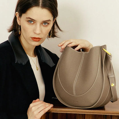 Tas Dames - Halfmaan Crossbody met Stiksels en Goud | Klassiek