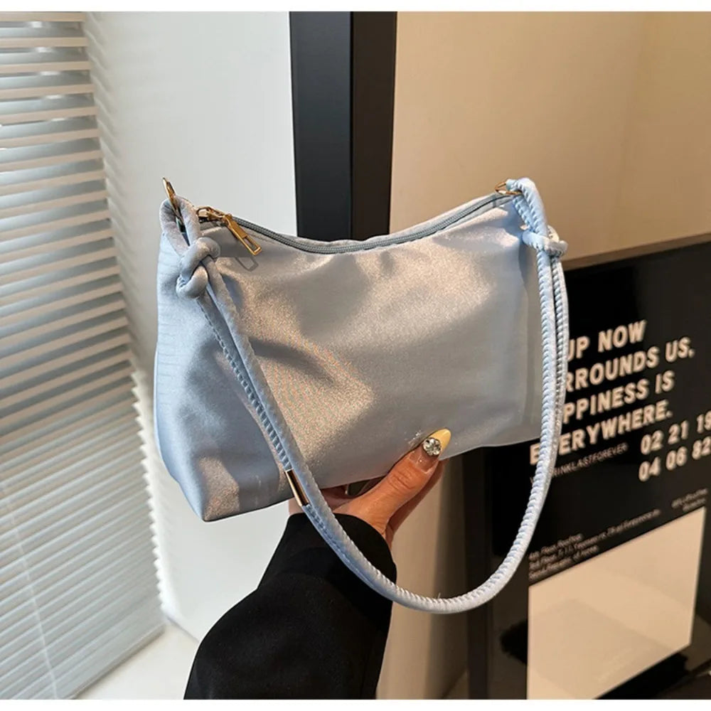Schoudertas Dames - Compacte Onderarmtas met Speelgoed Hanger | Casual