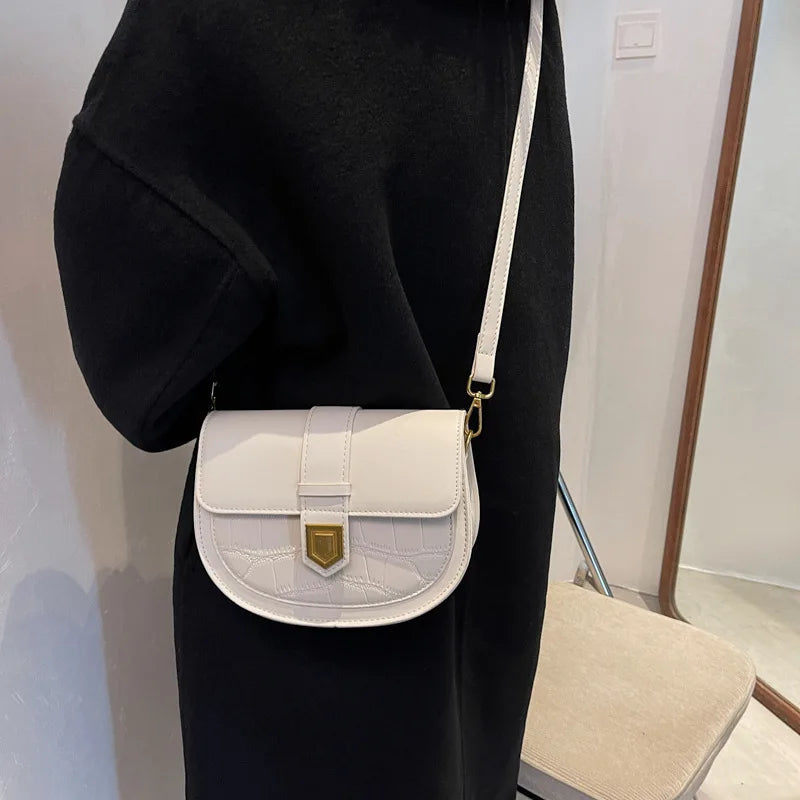 Crossbody Tas Dames - Halfmaan Saddle Bag met Gouden Slot | Chique