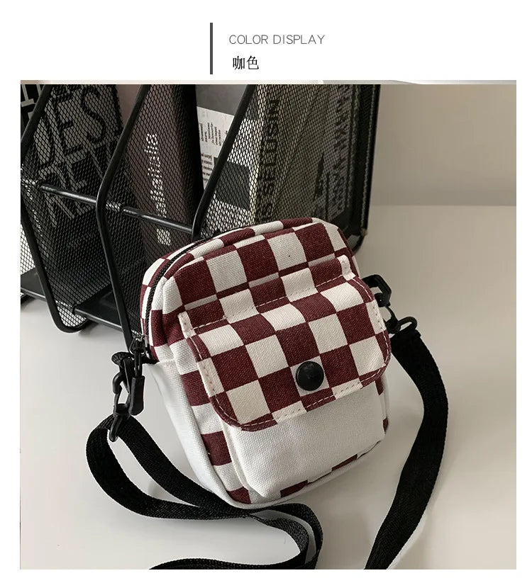 Tas Dames - Mini Crossbody Tas met Dambordprint | Samenvatting