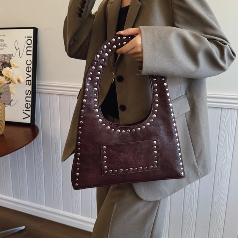 Tas Dames - Schoudertas met Studs en Halfmaan Silhouet | Casual