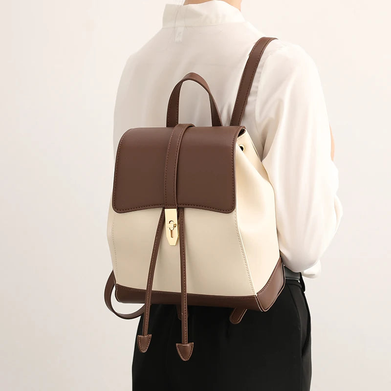 Rugzak Dames - Compacte Tas met Flapsluit en Contrast Detail | Casual