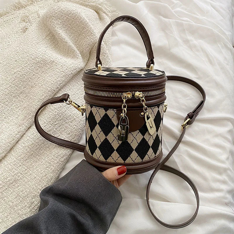 Tas Dames - Ronde Crossbody met Ruitpatroon en Gouden Slotjes | Chique