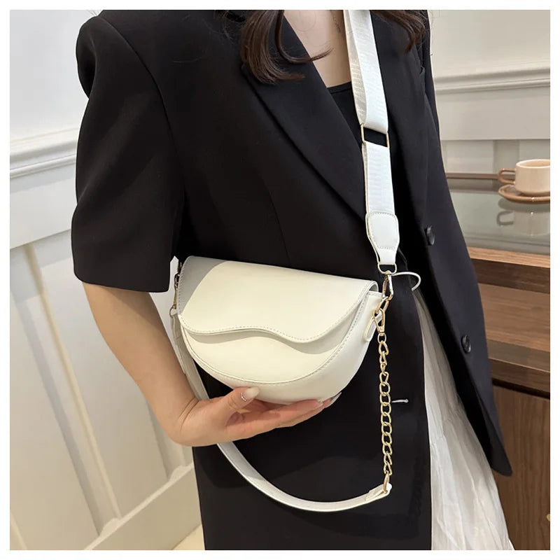 Crossbody Tas Dames - Saddle Bag met Ketting en Brede Riem | Chique